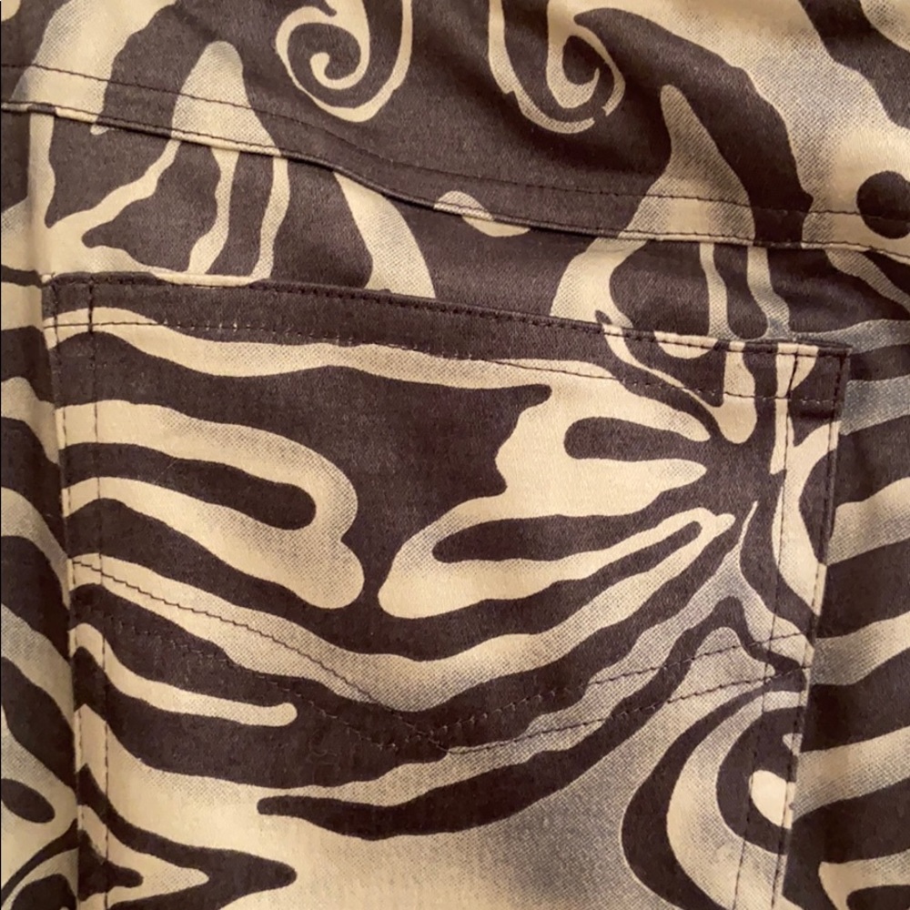 Pants - Picture 4 of 6